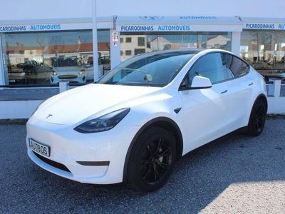 Branco Usado 2022 Tesla Model Y SUV | € 37.980 (Preço elevado)