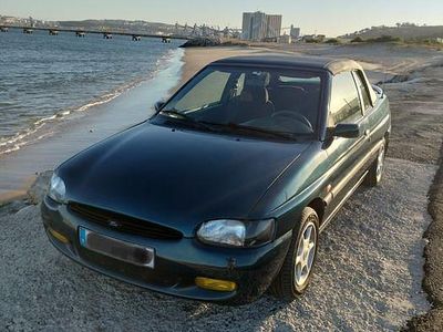 Usado 1996 Ford Escort Cabrios | € 3.500