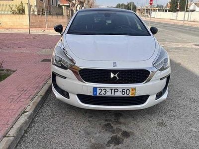 Usado 2017 Citroën DS5 Citadino | € 12.999 (Bom preço)