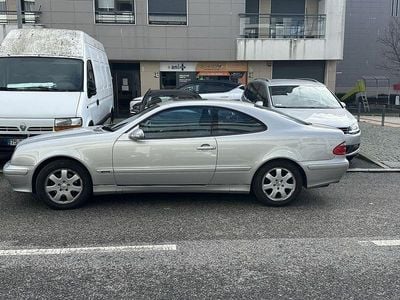 Usado 2000 Mercedes CLK200 | € 6.800