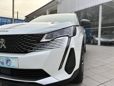 Usado Peugeot 5008 GT 130 HP (95 kW) 2023 Branco SUV