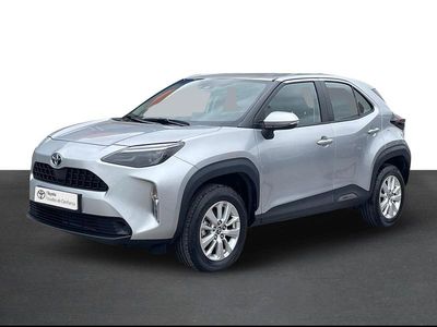 Cinza (pintura metalizada) Usado 2024 Toyota Yaris Comfort Citadino | € 26.750 (Preço elevado)