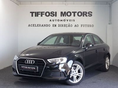 usado Audi A3 30 TFSI Design S tronic