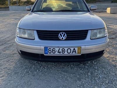Usado 1999 VW Passat Sedan | € 2.500 (Preço justo)