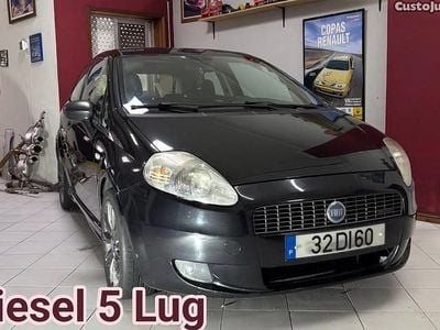 Usado Fiat Grande Punto Sport 95 HP (69 kW) 2007 Preto Citadino