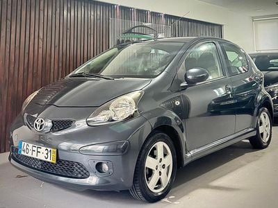 Cinza Usado 2008 Toyota Aygo Plus Citadino | € 6.900 (Bom preço)