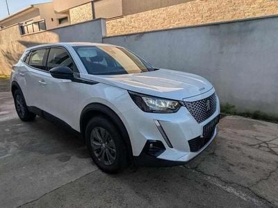 Usado Peugeot e-2008 Active 98 kW (134 HP) 2022 Branco SUV