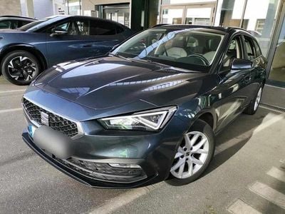 Usado Seat Leon ST 115 HP (84 kW) 2022 Antracite Carrinha