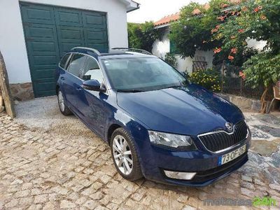 usado Skoda Octavia Break 1.6 TDi Elegance