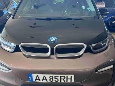 Vermelho Usado 2020 BMW i3 Comfort Edition Citadino | € 23.900 (Preço justo)