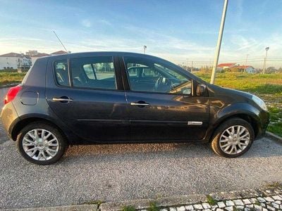 Usado Renault Clio II Rip Curl 75 HP (55 kW) 2008 Sedan