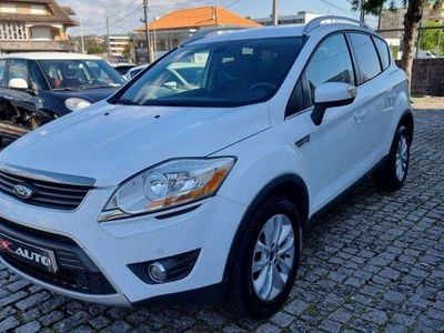 Usado Ford Kuga 140 HP (102 kW) 2011 Branco SUV