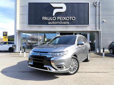 Usado Mitsubishi Outlander P-HEV 135 HP (99 kW) 2019 Cinzento