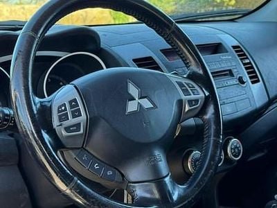 Usado Mitsubishi Outlander 140 HP (102 kW) 2009 Cinza SUV