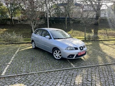 Usado Seat Ibiza Style 75 HP (55 kW) 2006 Cinza Citadino