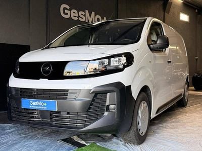 Usado Opel Vivaro 120 HP (88 kW) 2024 Branco Monovolume