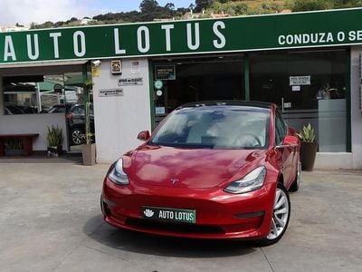 Vermelho Usado 2019 Tesla Model 3 Standard Range Plus Sedan | € 18.470 (Preço justo)