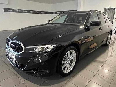 Preto Usado 2023 BMW 320 Carrinha | € 35.900 (Preço justo)