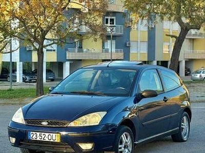 Usado 2000 Ford Focus Sedan | € 1.100