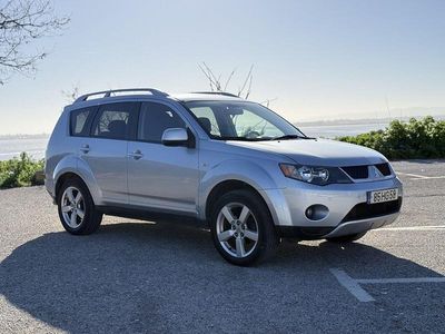 Usado Mitsubishi Outlander Instyle 140 HP (102 kW) 2009 Cinza SUV