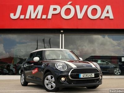 Preto Usado 2019 Mini Cooper D Business Citadino | € 27.990