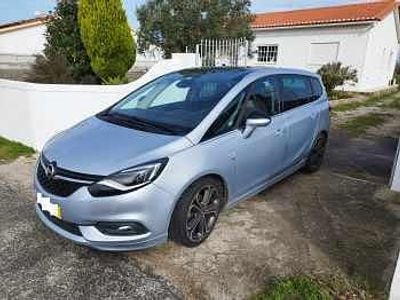Preto Usado 2018 Opel Zafira Monovolume | € 15.000
