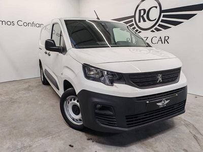 Branco Usado 2019 Peugeot Partner Monovolume | € 11.500 (Preço justo)