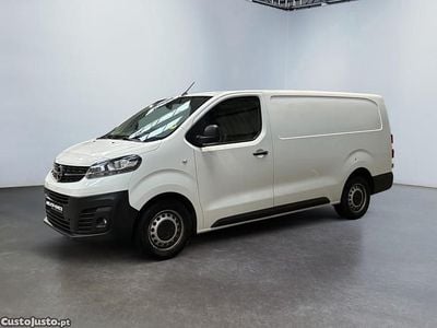 Usado Opel Vivaro 145 HP (106 kW) 2021 Branco Monovolume