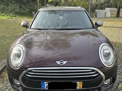 Usado Mini Clubman 150 HP (110 kW) 2015 Vermelho Carrinha