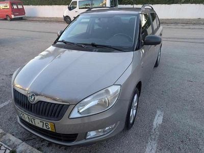 Outra Usado 2013 Skoda Fabia Carrinha | € 3.950 (Caro)