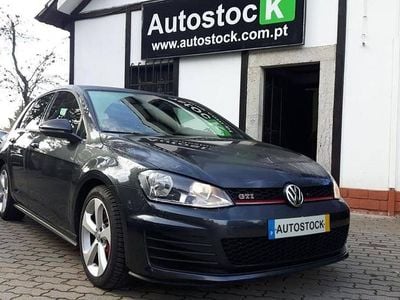 Usado VW Golf VII GTI 230 HP (169 kW) 2014 Cinzento Carrinha