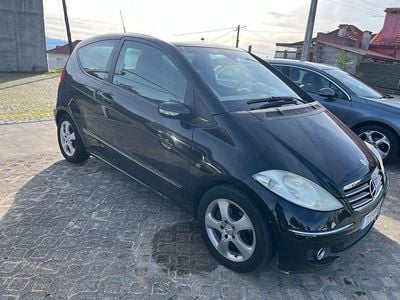 Preto Usado 2005 Mercedes A180 Avantgarde | € 4.250 (Bom preço)