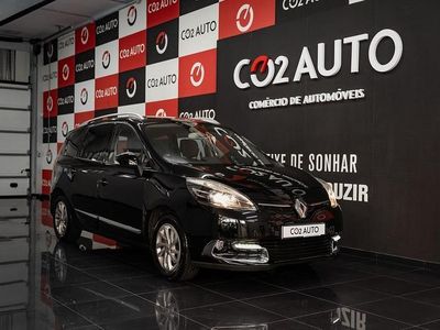 Preto Usado 2015 Renault Scénic III Monovolume | € 12.900 (Caro)