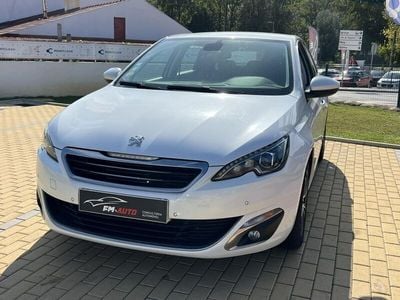 Branco Usado 2016 Peugeot 308 Allure | € 14.999 (Preço elevado)