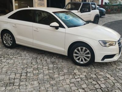 Usado Audi A3 Ambition 110 HP (80 kW) 2015 Branco Sedan
