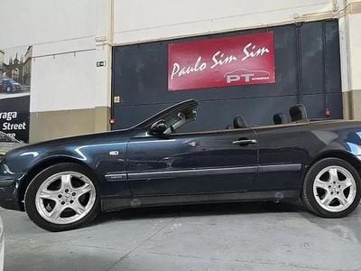 Usado Mercedes CLK230 193 HP (141 kW) 1999 Preto Cabrios