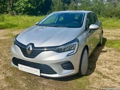 Cinza Usado 2021 Renault Clio V Techno Citadino | € 18.000 (Preço justo)