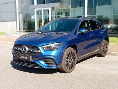 Azul Usado 2024 Mercedes GLA250 Premium SUV | € 49.450 (Preço elevado)