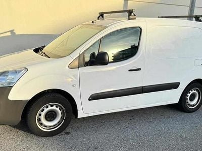 Branco Usado 2017 Citroën Berlingo Monovolume | € 8.900 (Bom preço)