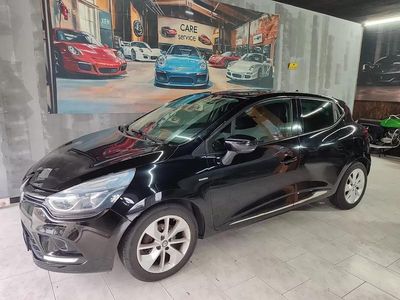 Preto Usado 2017 Renault Clio IV LIMITED | € 10.500 (Preço justo)