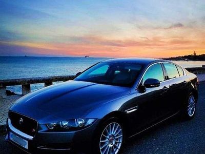 Usado 2015 Jaguar XE Sedan | € 15.250