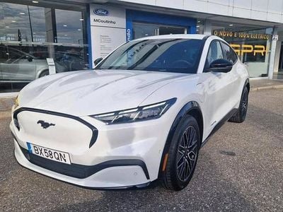 Branco Usado 2025 Ford Mustang Mach-E Premium SUV | € 53.900
