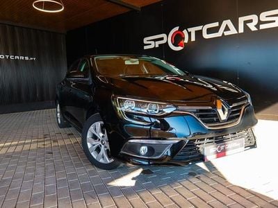 Preto Usado 2020 Renault Mégane IV | € 15.890 (Preço justo)
