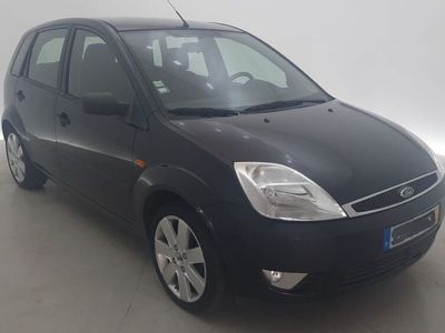 usado Ford Fiesta 1.2 Guia apenas 140 mil kms Excelente