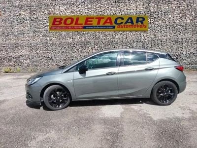 Usado Opel Astra Ultimate 130 HP (95 kW) 2021 Cinza escuro Sedan