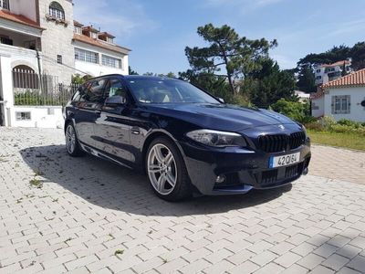 usado BMW 535 D preta e creme