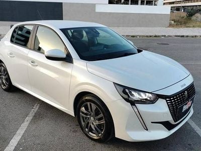 Branco Usado 2021 Peugeot 208 Active Citadino | € 14.250 (Preço justo)