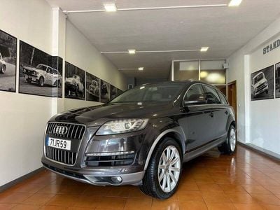 Usado Audi Q7 240 HP (176 kW) 2010 Cinza SUV