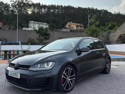 Usado VW Golf VII GTD 184 HP (135 kW) 2015 Cinzento Citadino