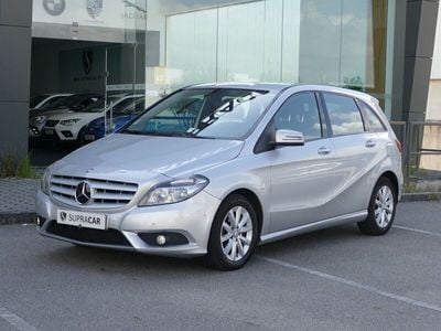 Mercedes B200